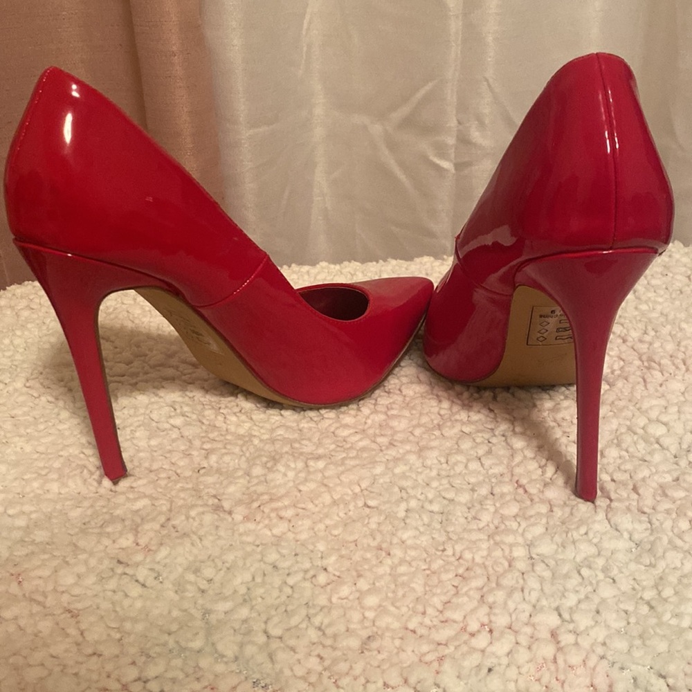 Red Shoe Republic LA Pumps